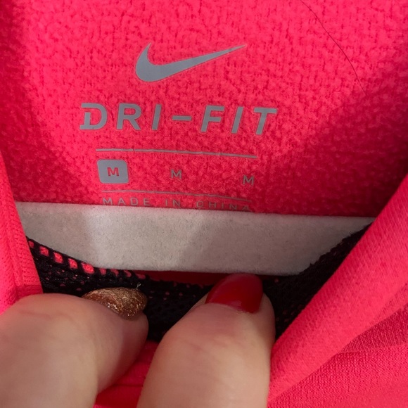 Kids Nike Pink Hoodie size Large and Medium. Only worn once in great c… - Picture 2 of 3